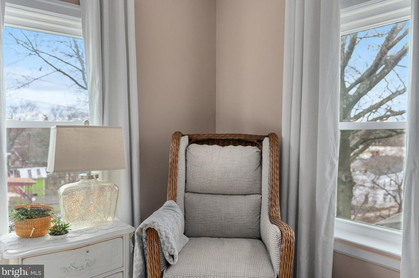 27 Green St, Sellersville PA  18960-2407 exterior