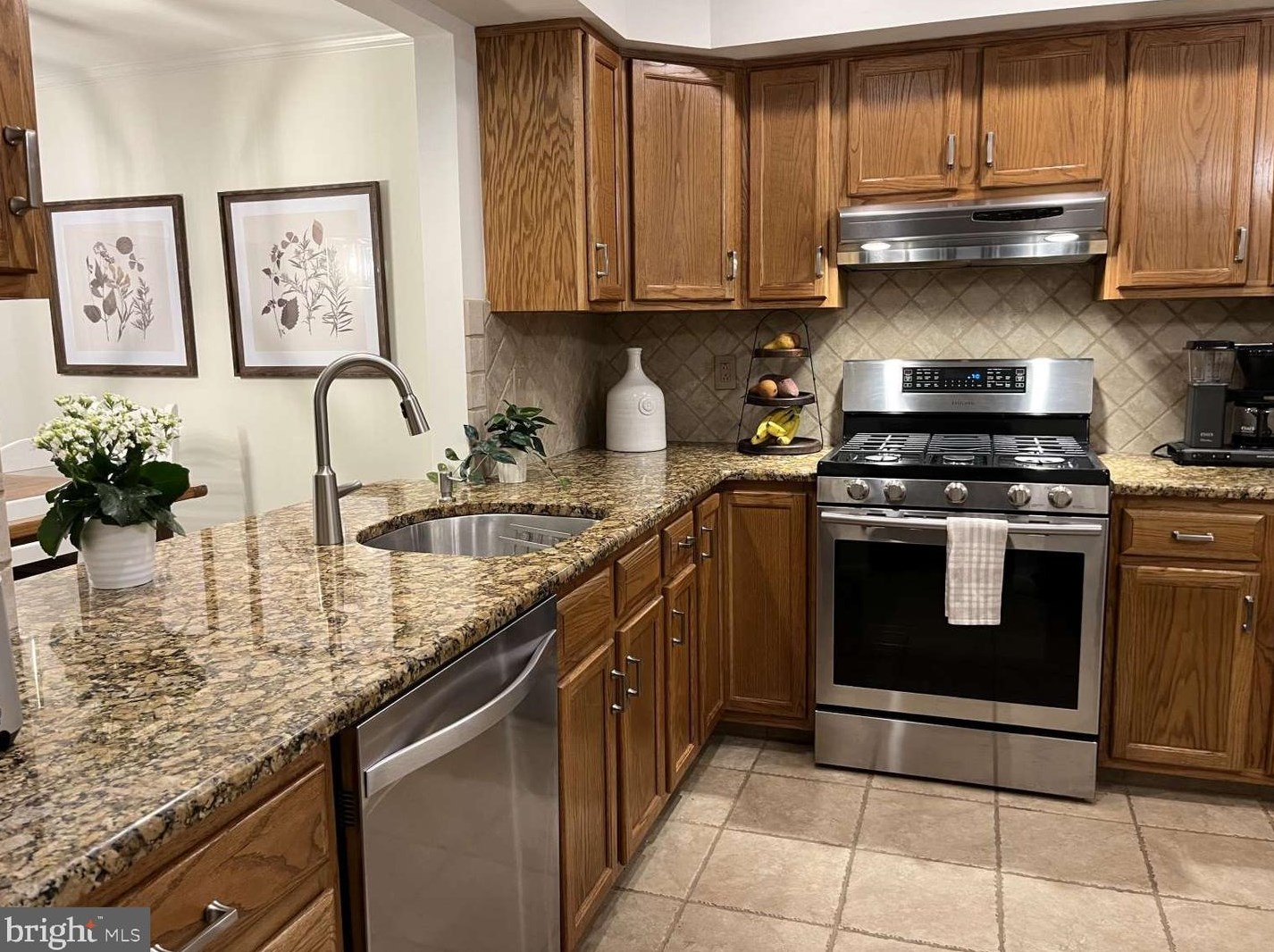 105 Quince Cir, Upper Makefield, PA 18940