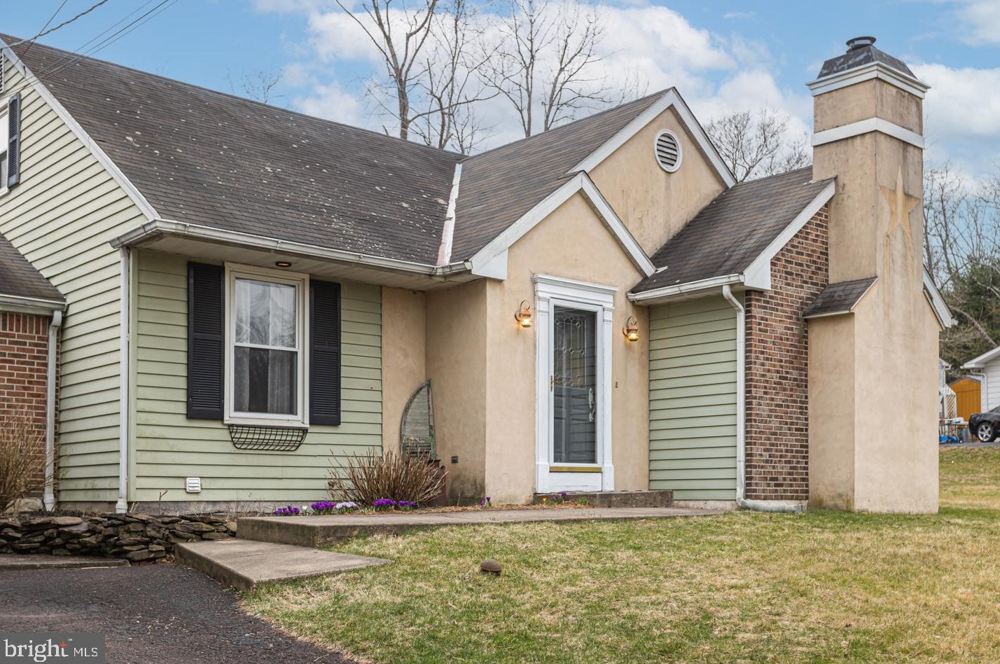 80 Longwood Ave, Sellersville, PA 18960-2140