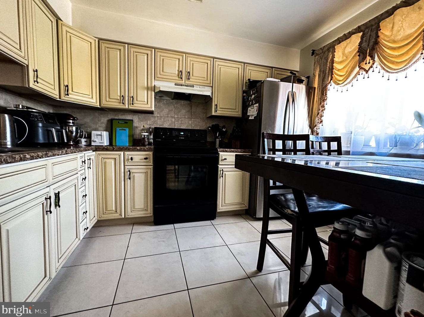 158 Madison Ct, Southampton, PA 18966-2728