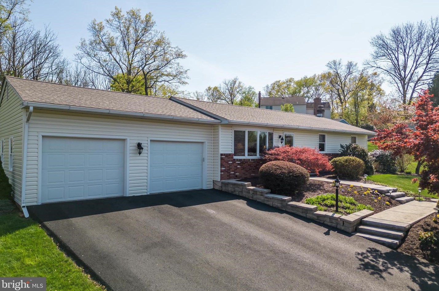 518 Pleasant Run Pl, Perkasie, PA 18944-1219