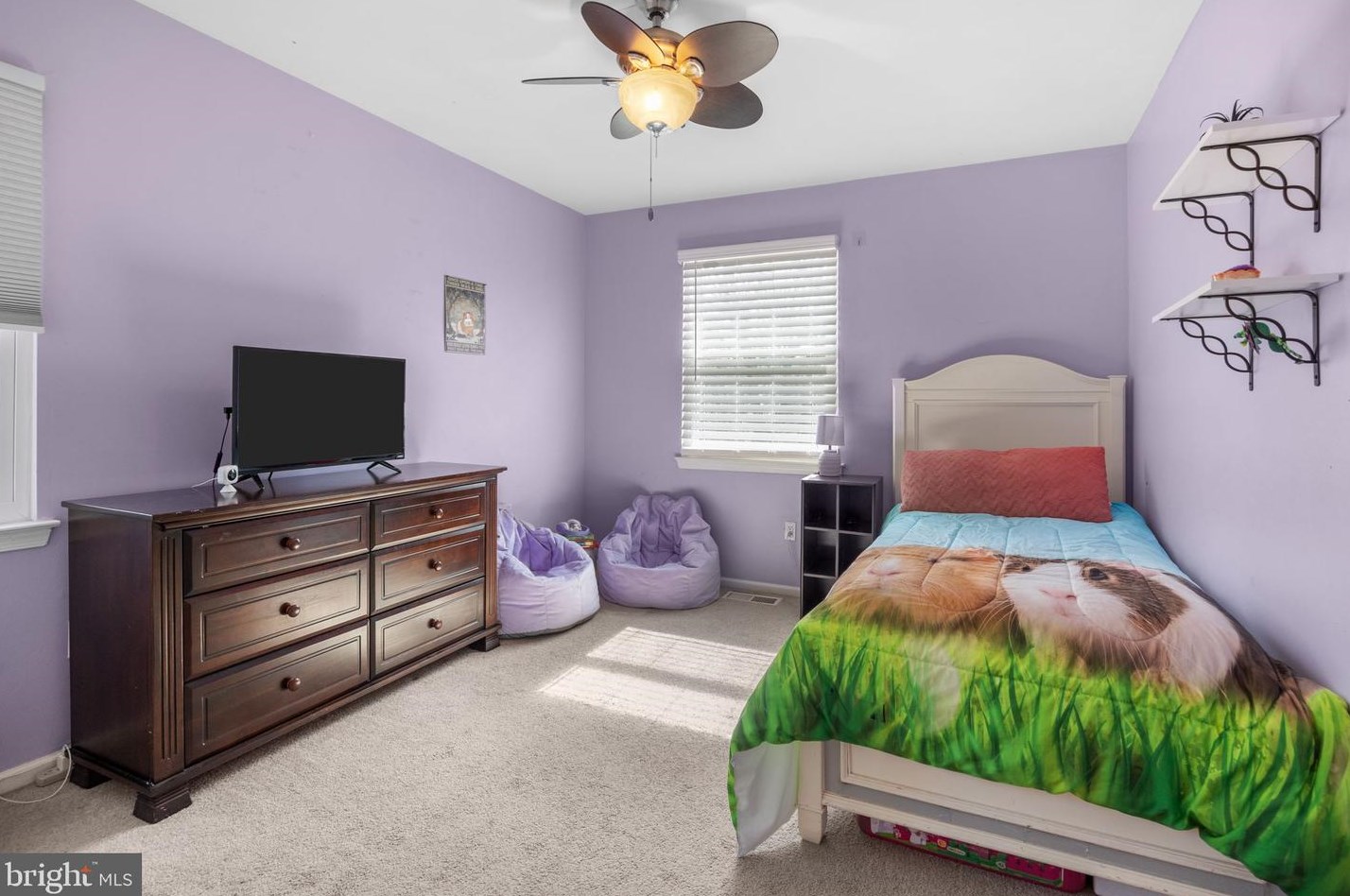 17 Connover Pl, Upper Makefield PA  18940-1117 exterior