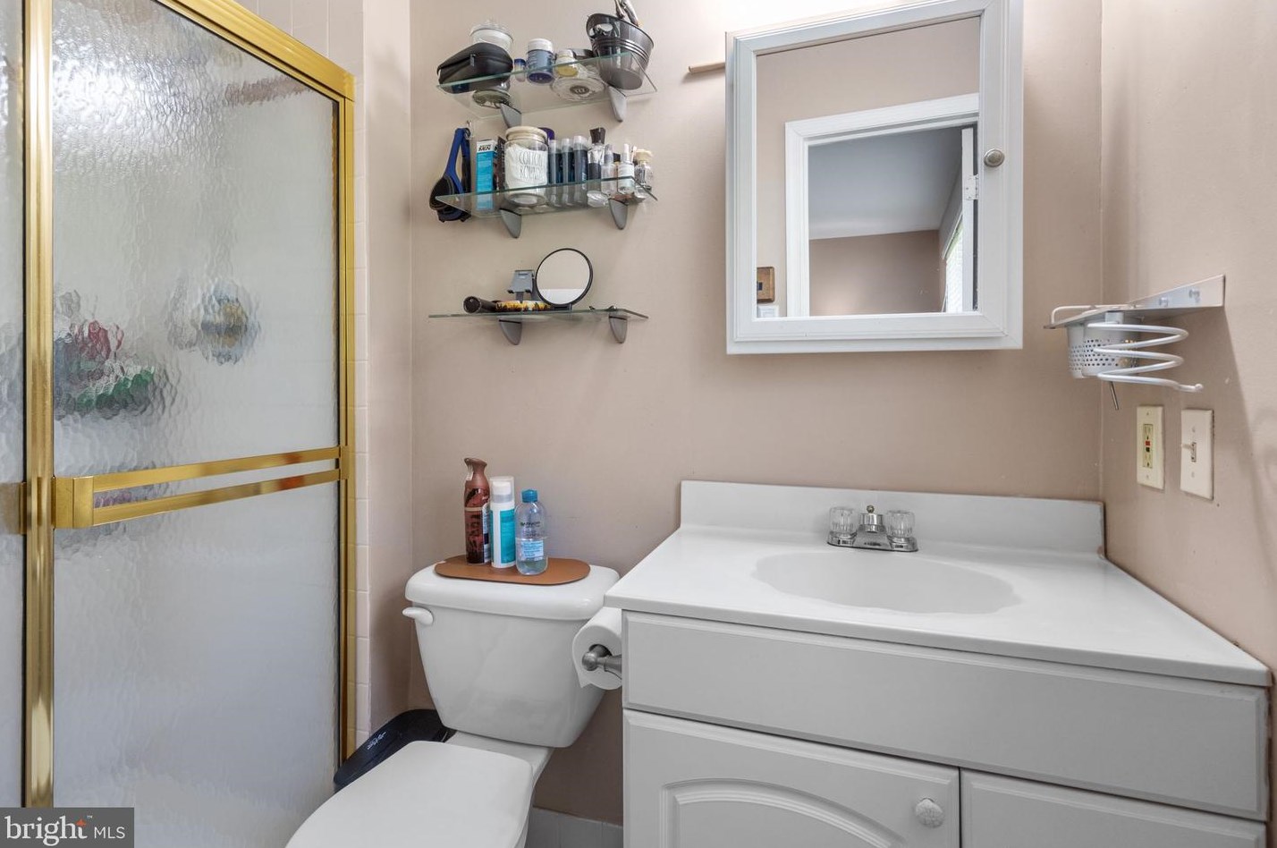 17 Connover Pl, Upper Makefield PA  18940-1117 exterior