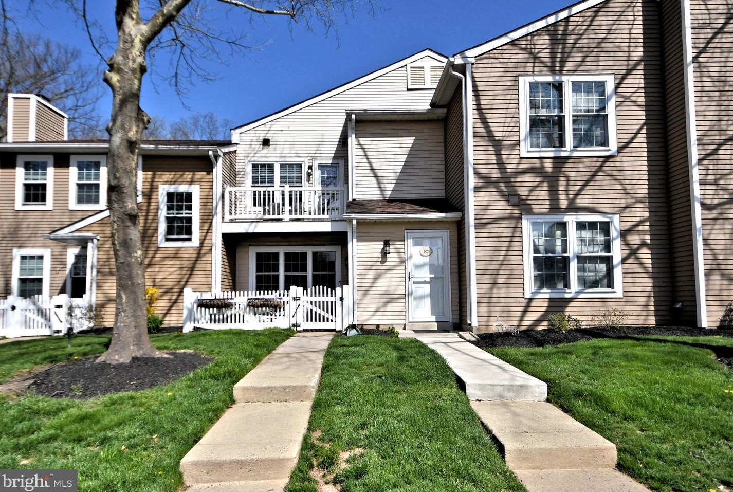 601 Ferris Ln #f1, Gardenville, PA 18901
