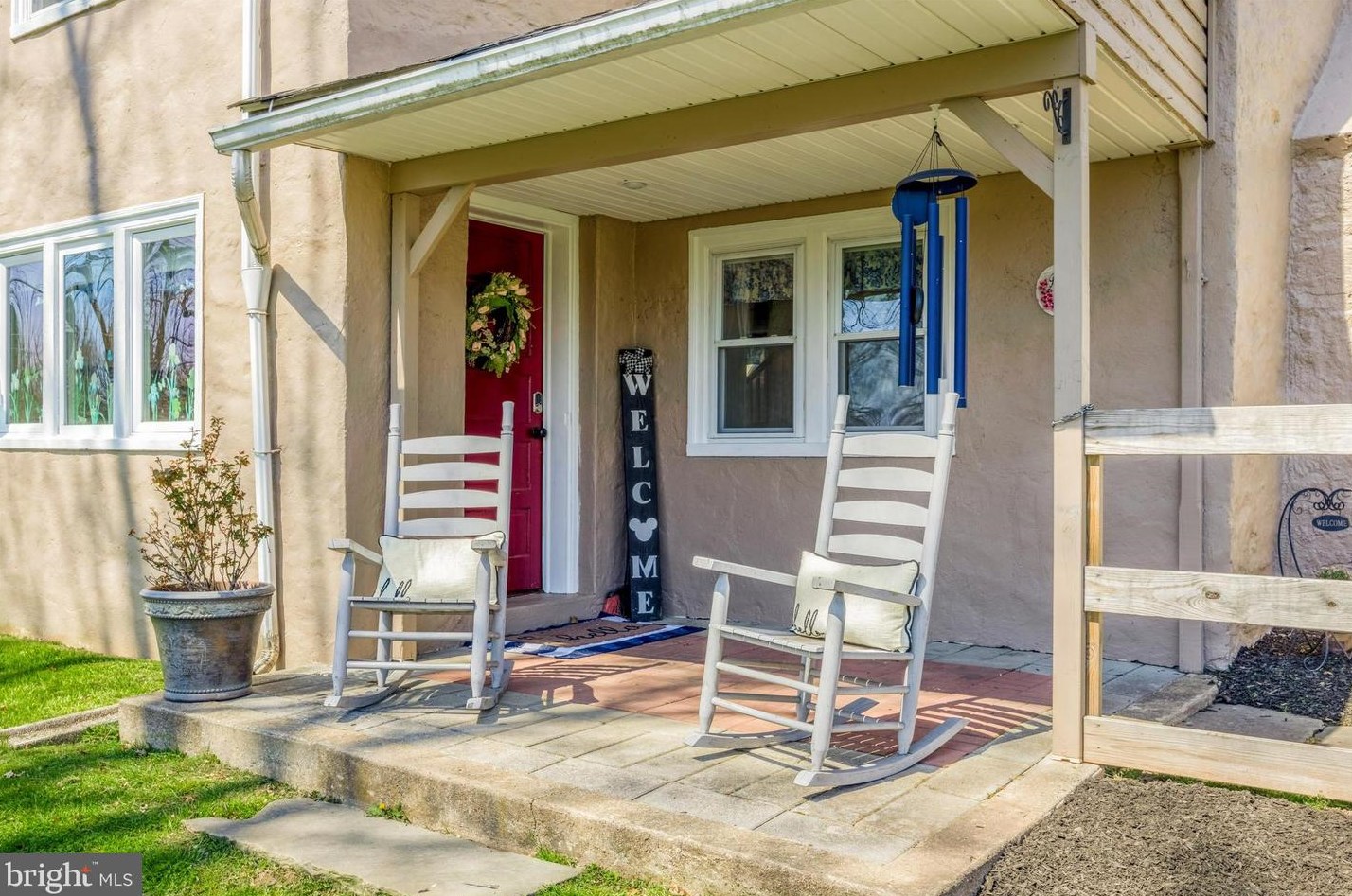 304 Farmers Ln, Sellersville, PA 18960-1546