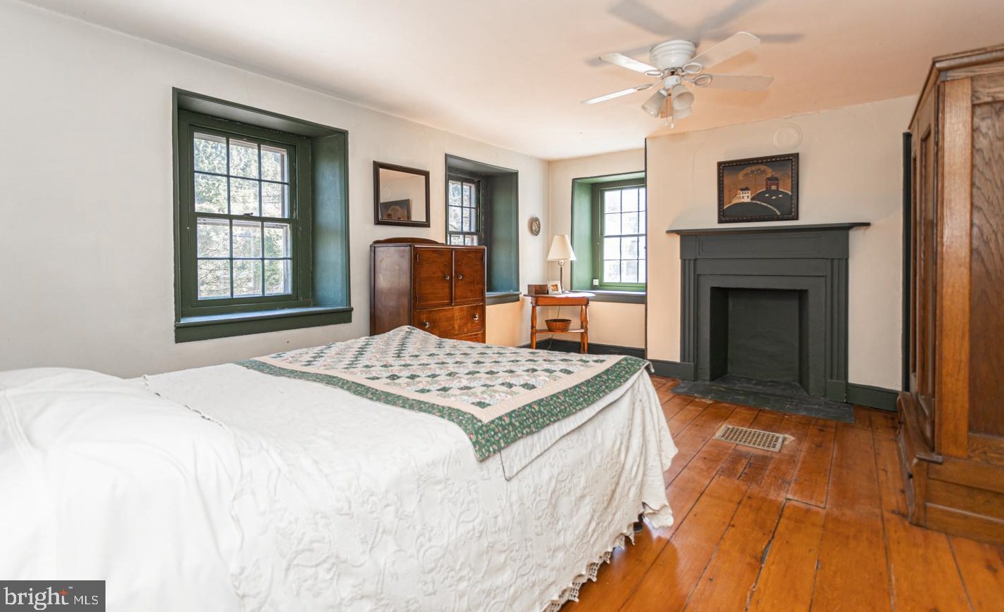 1515 River Rd, New Hope PA  18938-9268 exterior