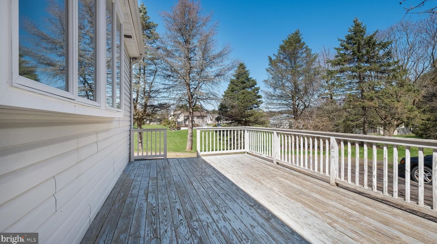 3061 Swamp Rd, Gardenville PA  18902-1673 exterior