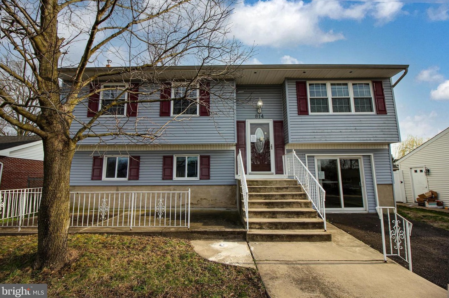 814 Dunbury Rd, Fairless Hills, PA 19030