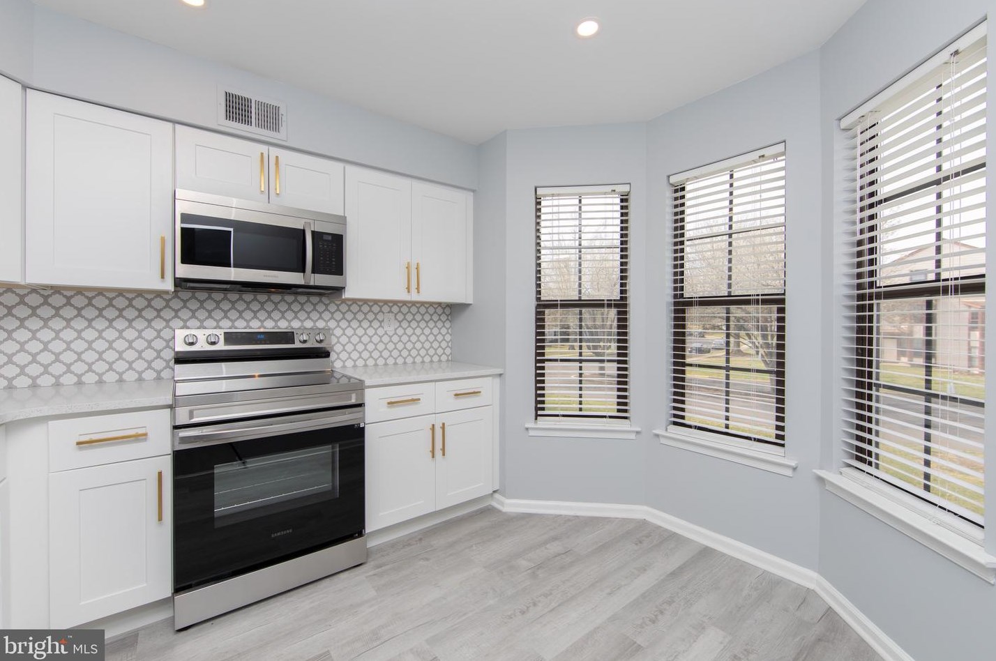 1408 Clark Ct #720b, Southampton, PA 18966