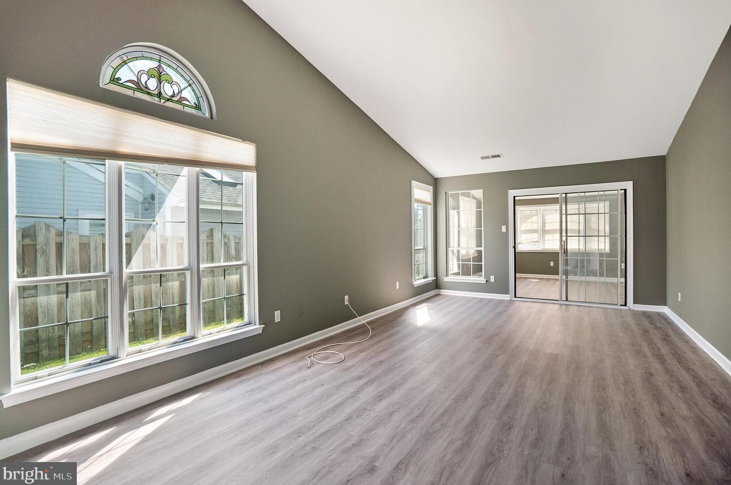 249 Wood Stream Ct, Langhorne, PA 19047