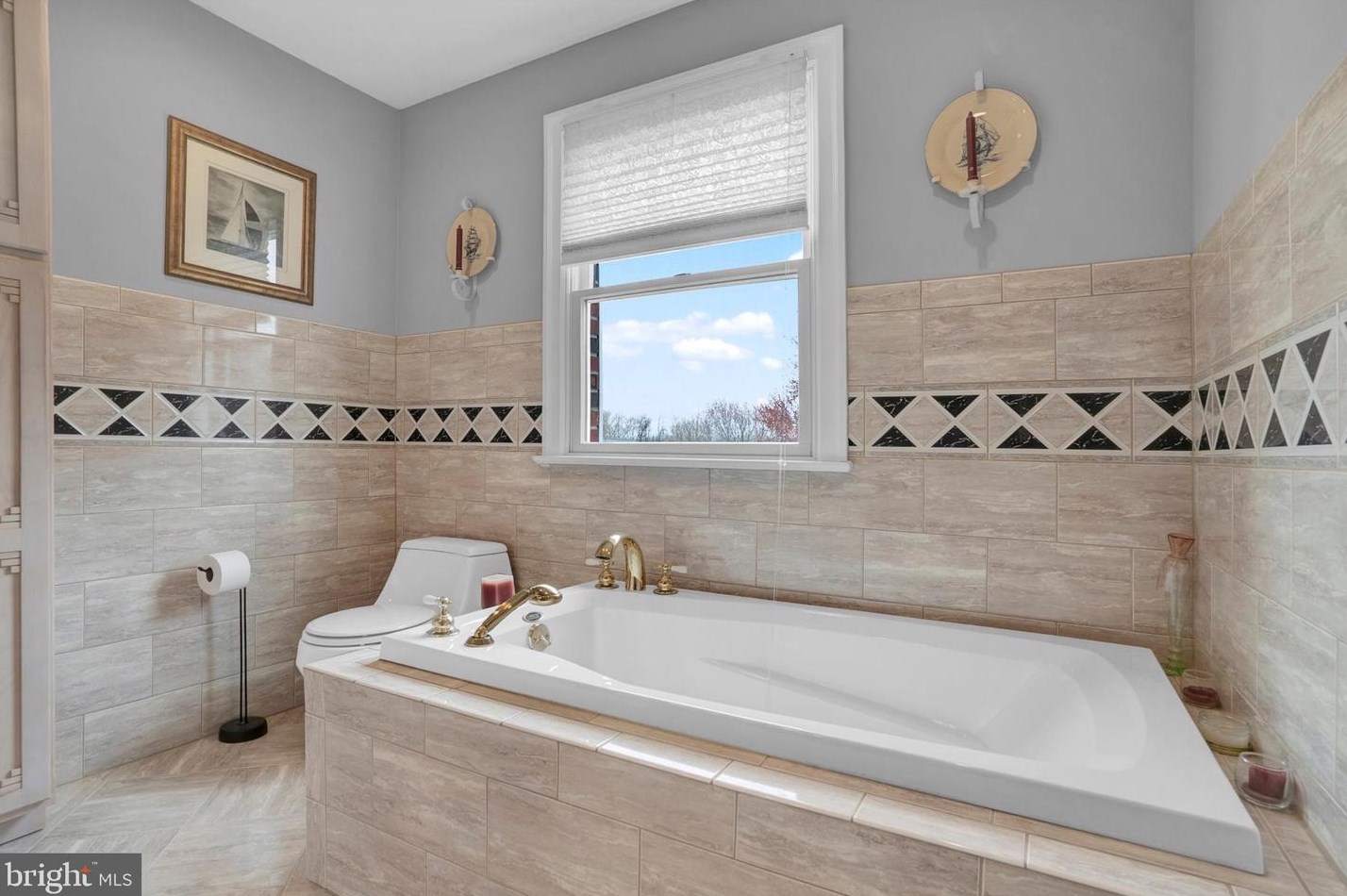 29 Bedford Ln, Upper Makefield PA 18940-1178 exterior