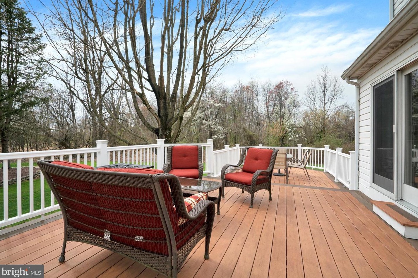 29 Bedford Ln, Upper Makefield PA 18940-1178 exterior