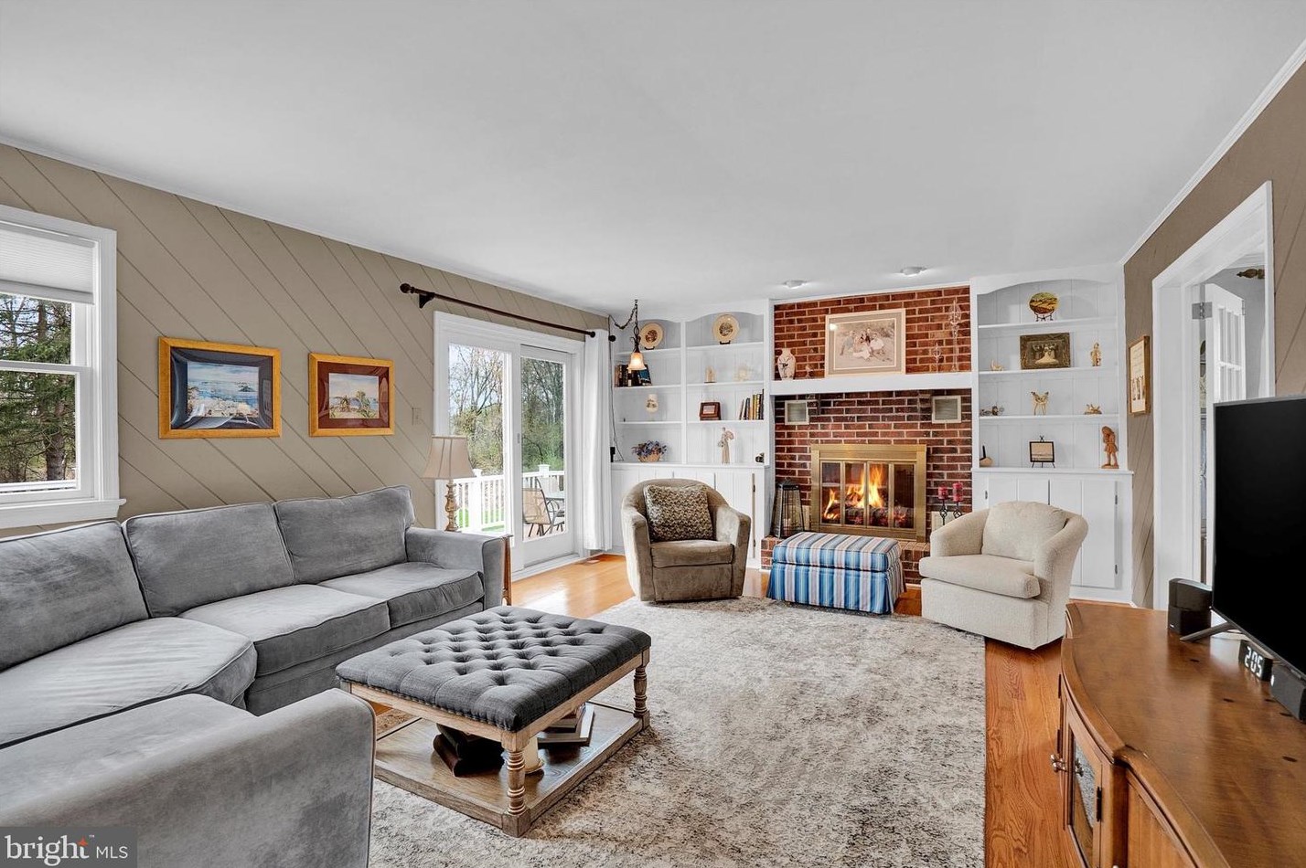 29 Bedford Ln, Upper Makefield PA 18940-1178 exterior