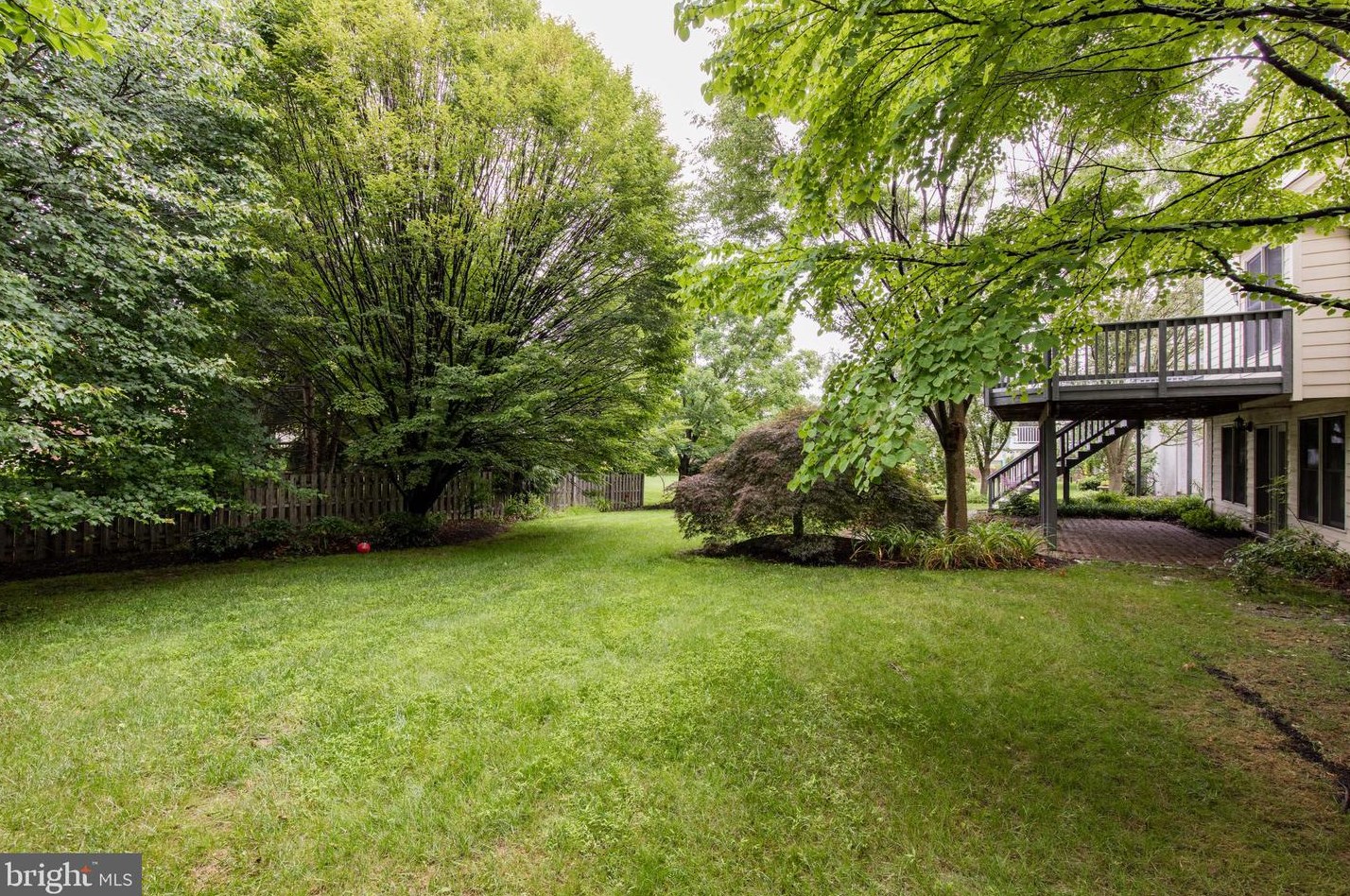 350 Laurel Oaks Dr, Langhorne PA  19047-8528 exterior