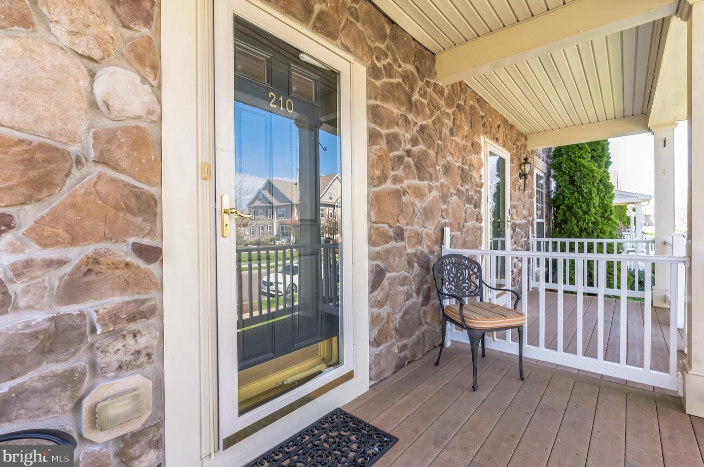 210 Kulp Dr, Perkasie, PA 18944-4180