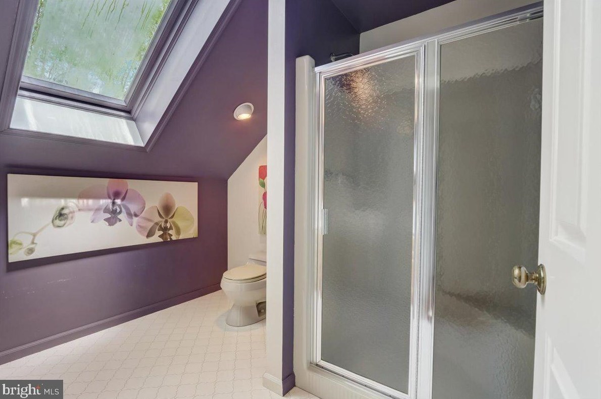 8 Barclay Ct, Upper Makefield PA  18940-1555 exterior