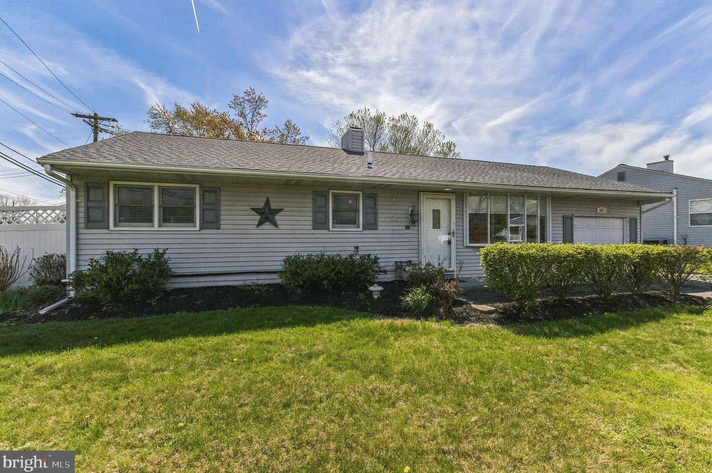 816 Auburn Rd, Fairless Hills, PA 19030