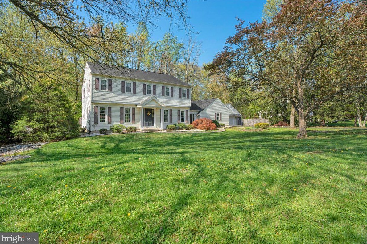 4343 Angus Cir, Gardenville, PA