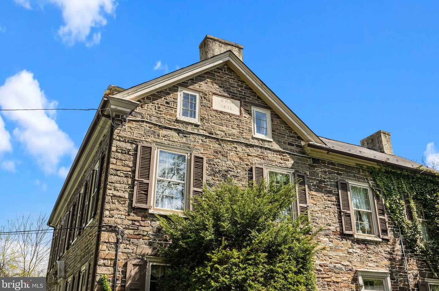 259 Stoopville Rd, Upper Makefield PA  18940-9210 exterior