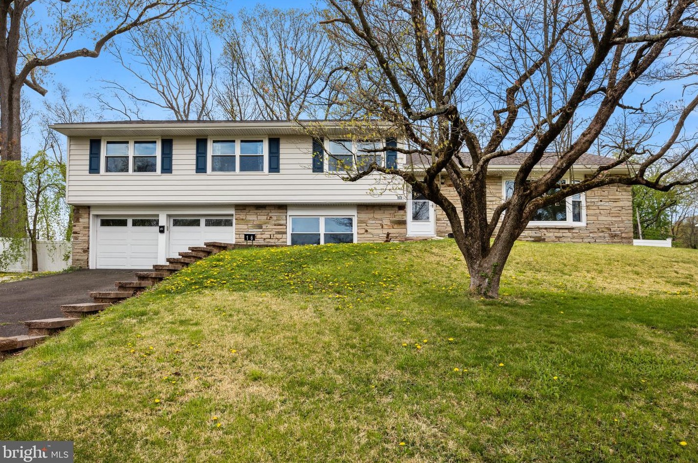 16 Rita Rd, Yardley, PA 19067