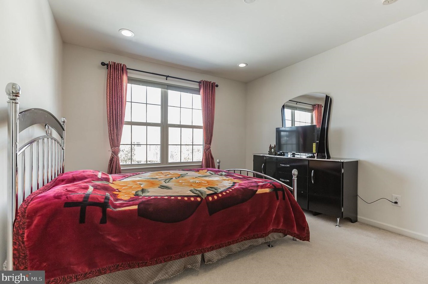 114 Tyler Dr, Langhorne, PA 19053
