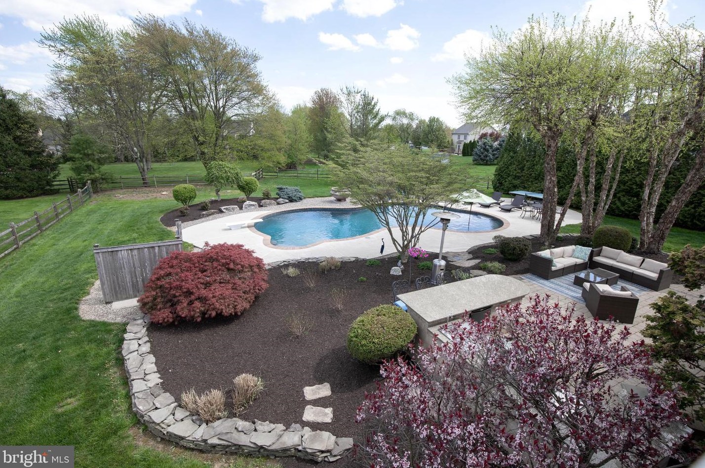 3168 Fox Dr, Chalfont, PA 18914