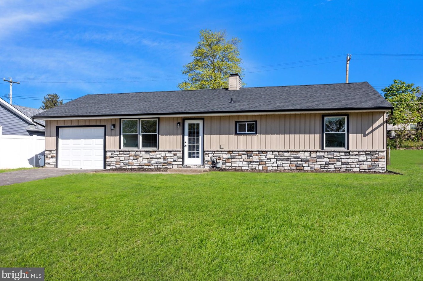 707 Beaumont Rd, Fairless Hills, PA 19030
