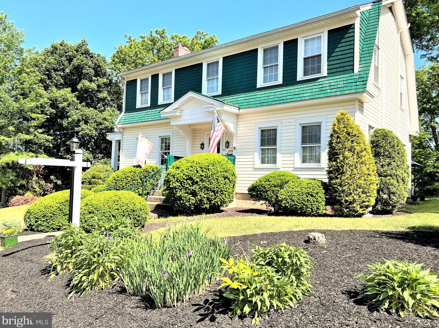 313 3rd St, Perkasie, PA 18944-1838