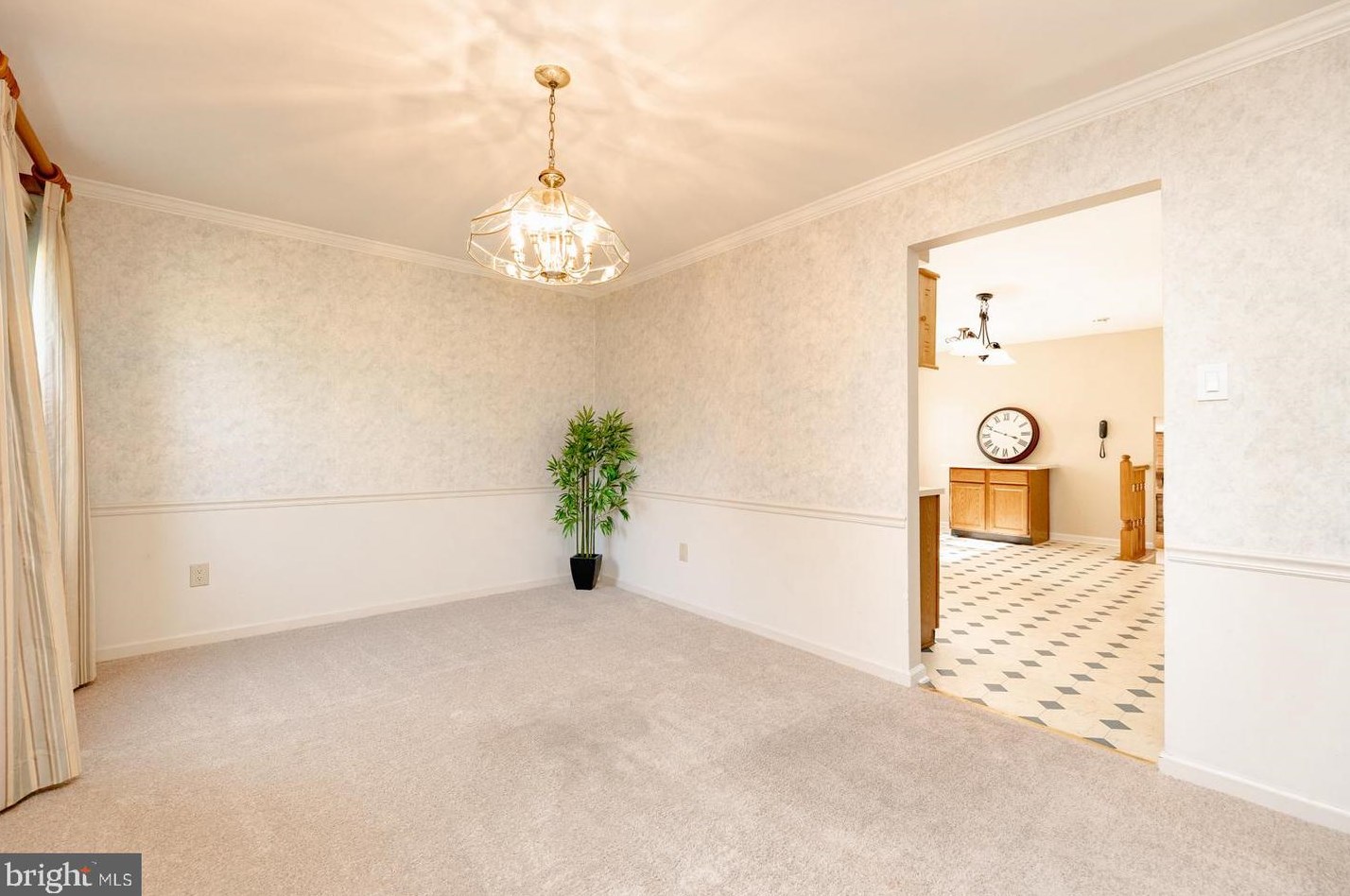 46 Snapdragon Dr, Upper Makefield PA  18940-9206 exterior