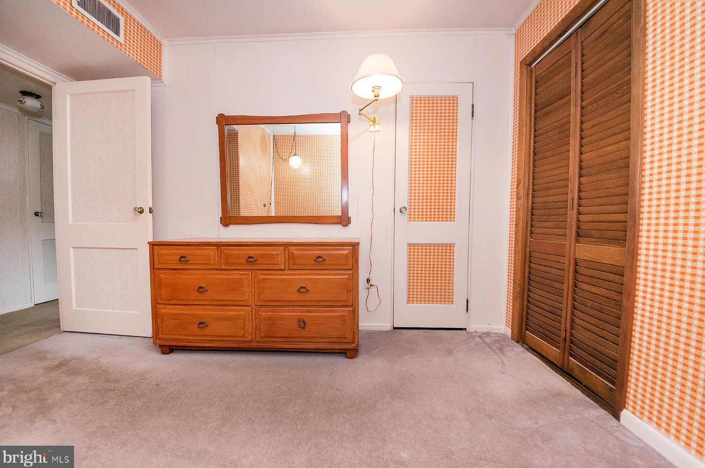 856 Willow St, Southampton PA  18966-3432 exterior