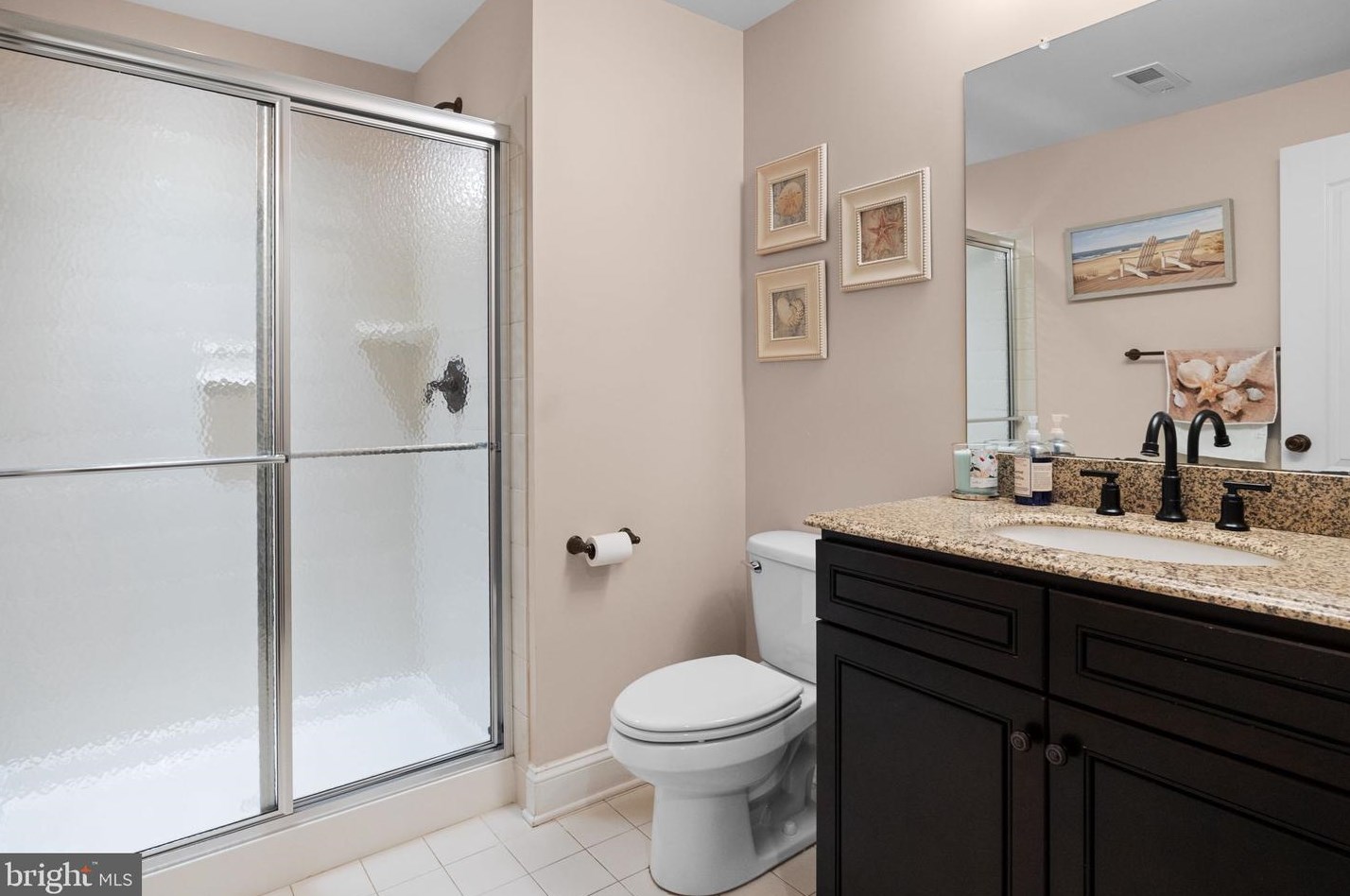 11 Cloverlee Ln, Upper Makefield PA  18940-1116 exterior