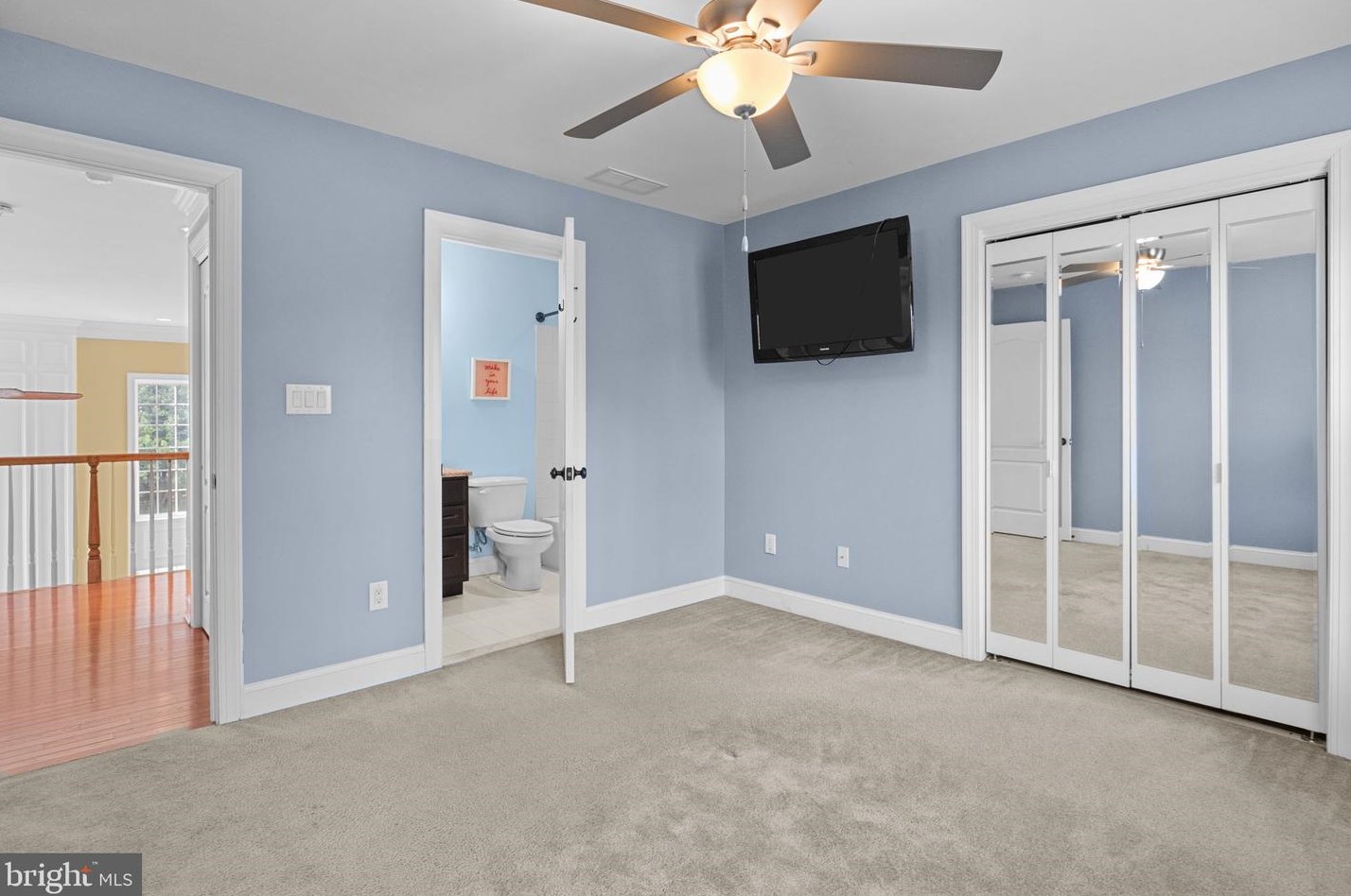 11 Cloverlee Ln, Upper Makefield PA  18940-1116 exterior