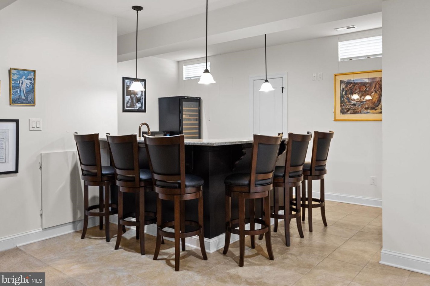 11 Cloverlee Ln, Upper Makefield PA  18940-1116 exterior