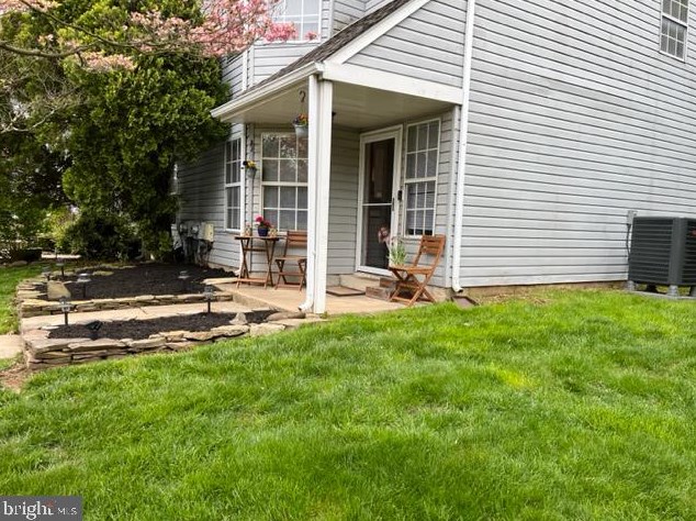 25 Old Mill Ln, Southampton, PA 18966
