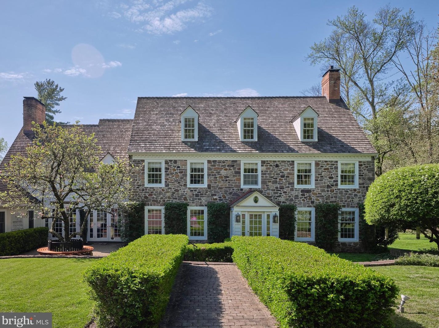 518 Lurgan Rd, New Hope, PA 18938-9256