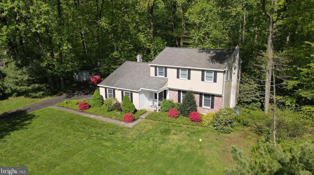 4294 Southview Ln, Gardenville, PA