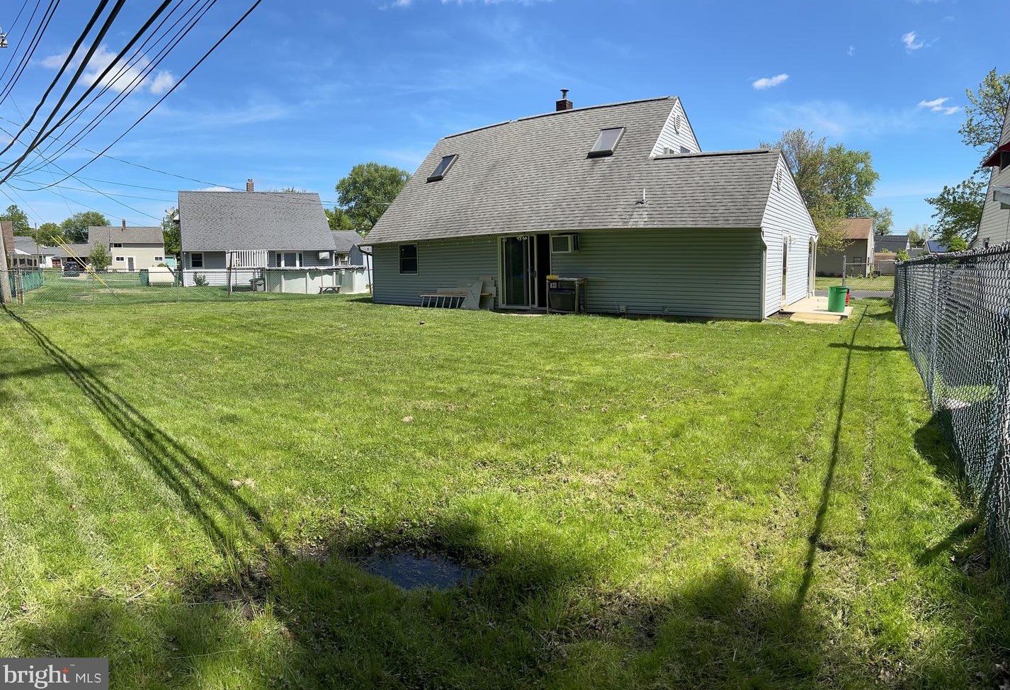 20 Ruby Ln, Levittown PA  19055-1433 exterior