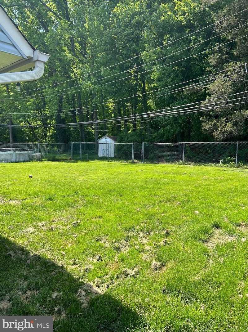 20 Ruby Ln, Levittown PA  19055-1433 exterior