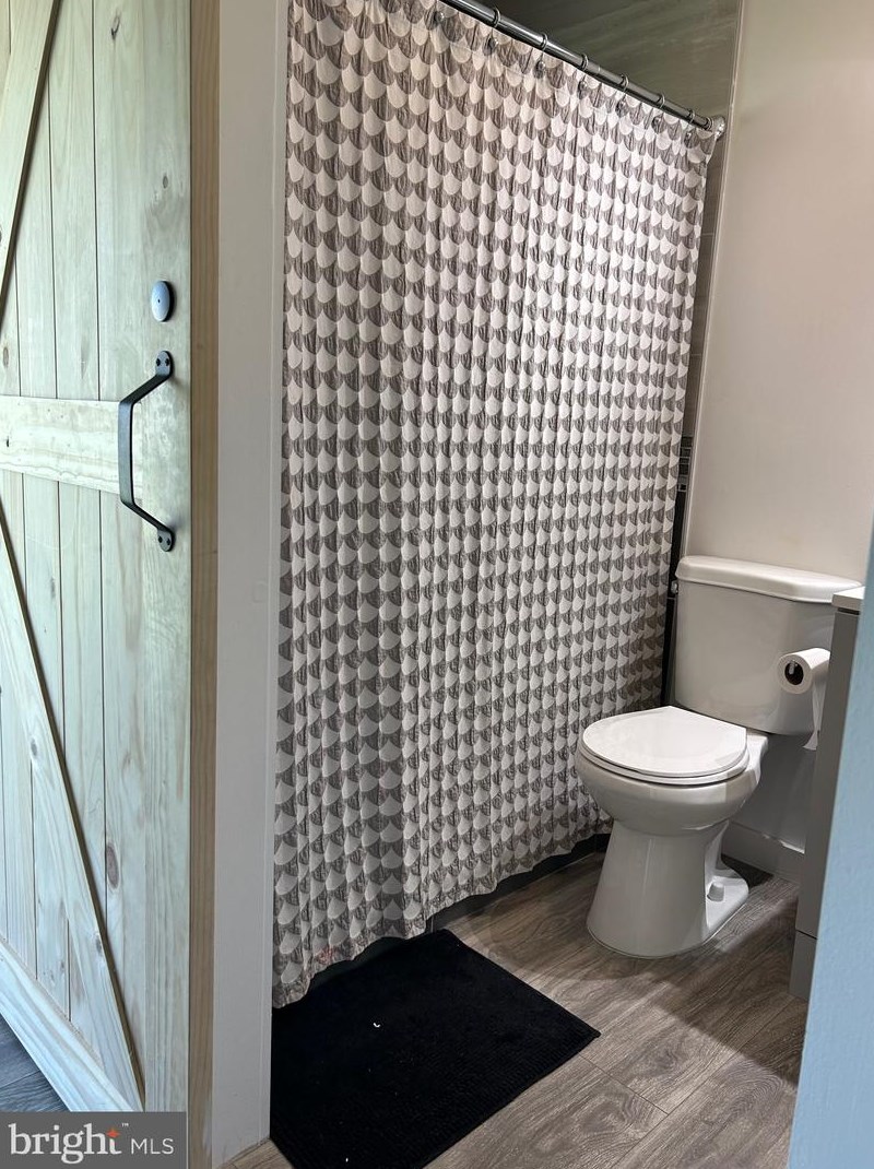 20 Ruby Ln, Levittown PA  19055-1433 exterior