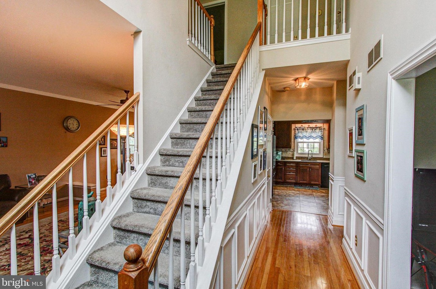 13 Marian Cir, Chalfont, PA 18914