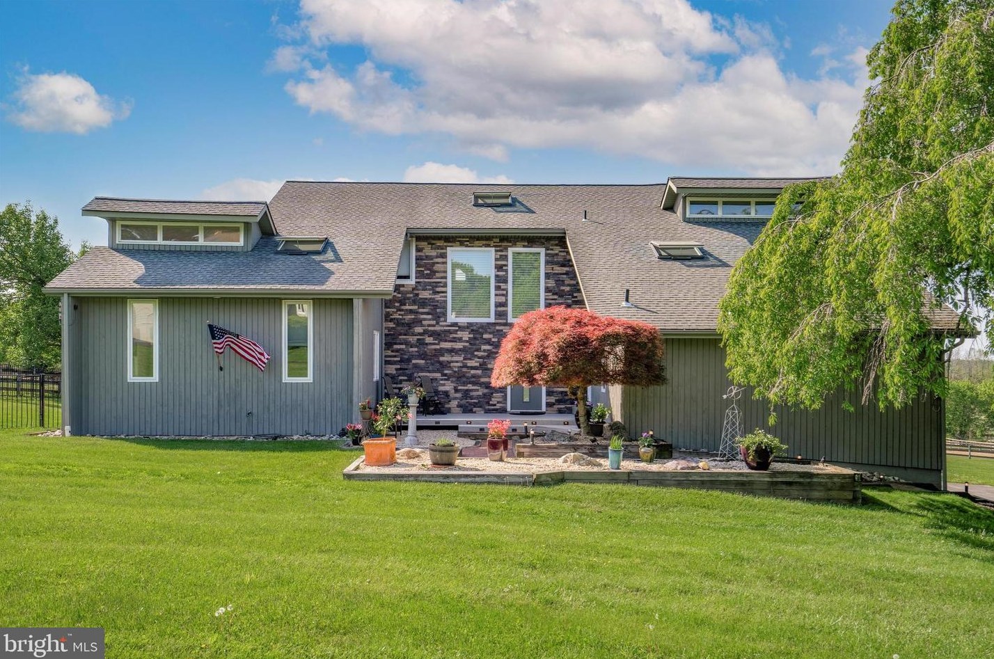 236 Lehigh Dr, Southampton, PA 18954