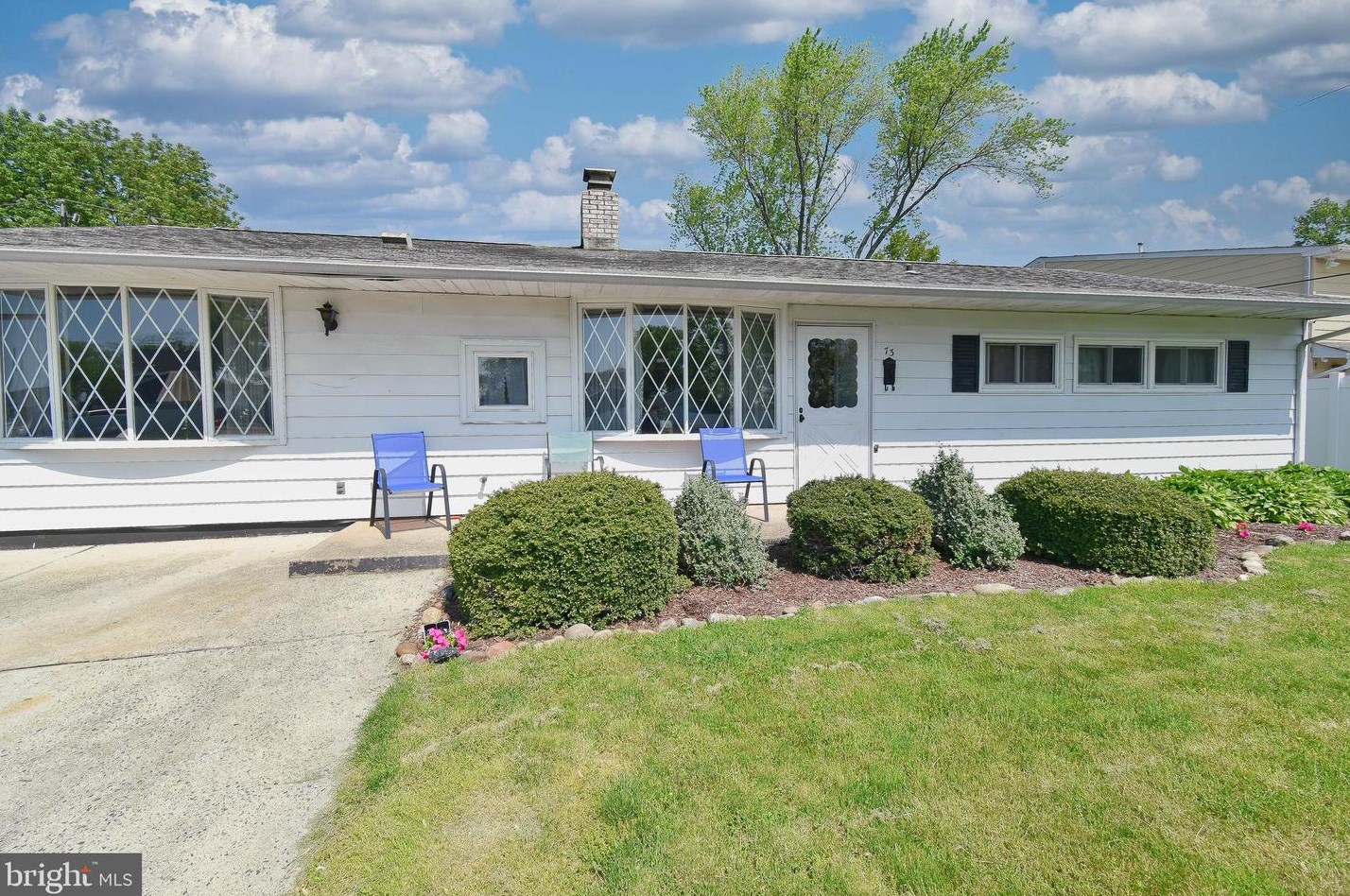73 Basswood Rd, Levittown, PA 19057-3035