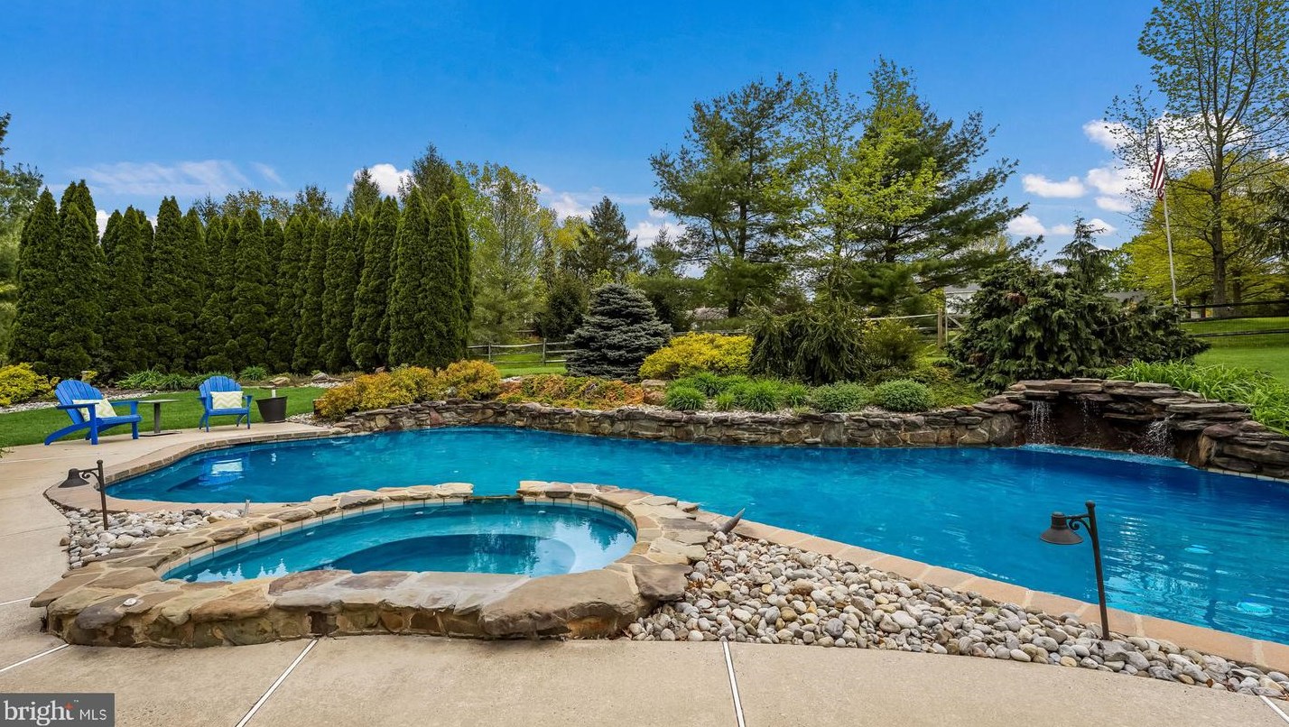 5069 Ryan Rd, Pipersville, PA 18947