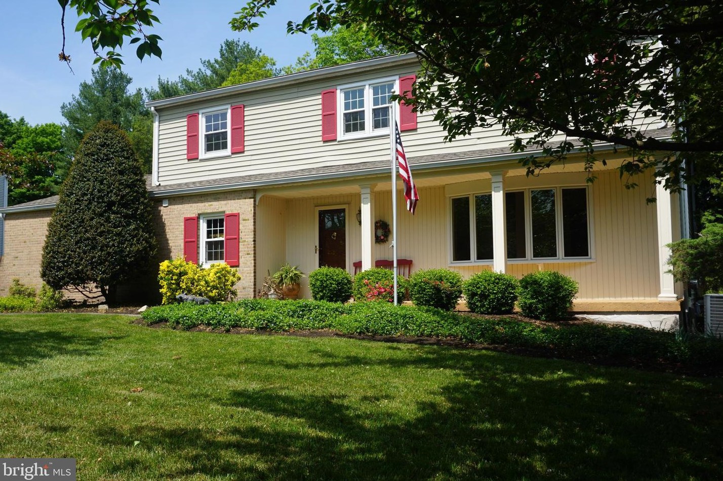 51 Deerpath Rd, Chalfont, PA 18914-2809