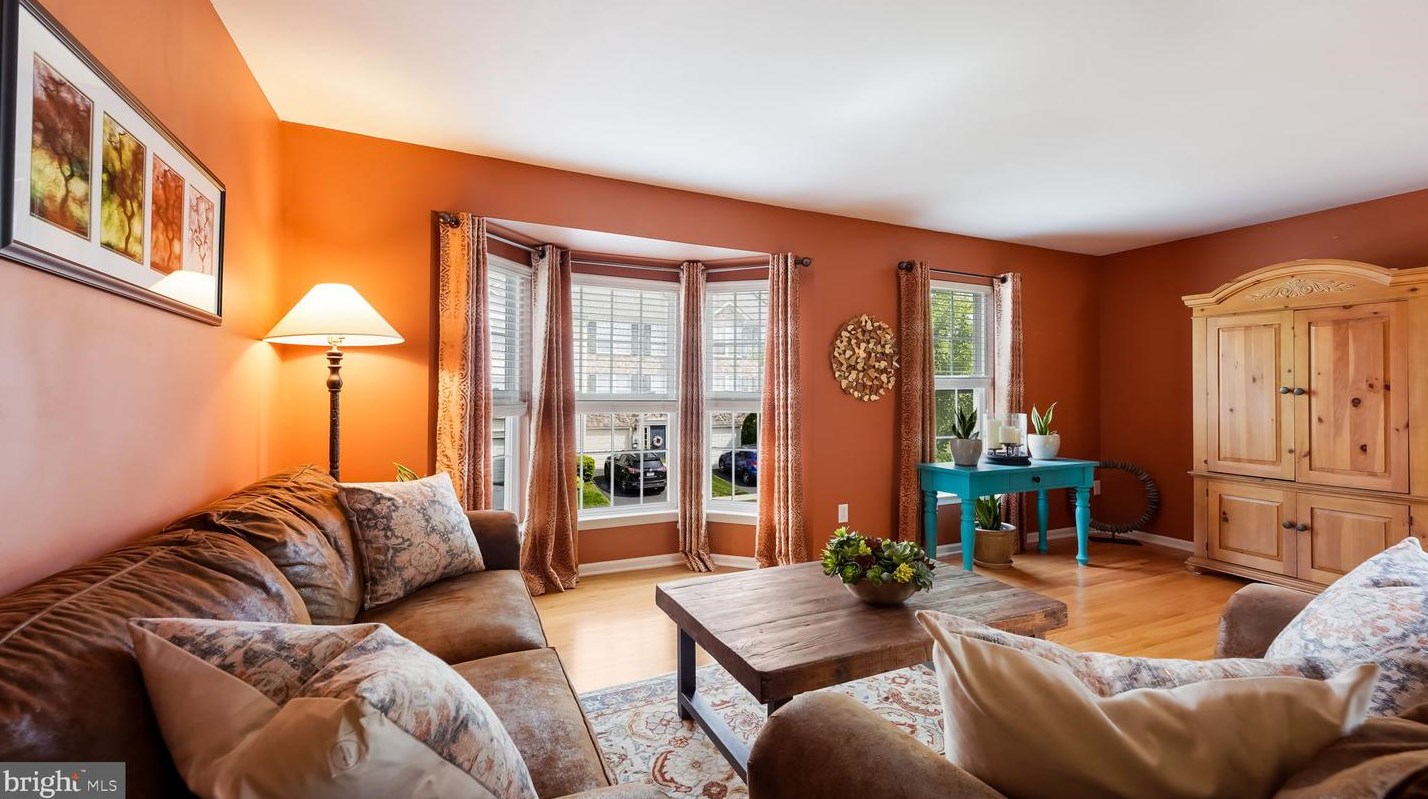 249 Windsor Ct, Quakertown PA  18951-5042 exterior