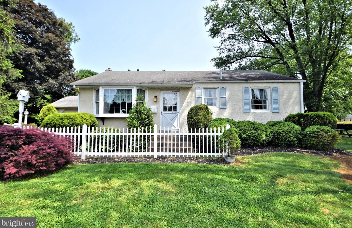 2032 Delwhit Dr, Langhorne, PA 19053-2446