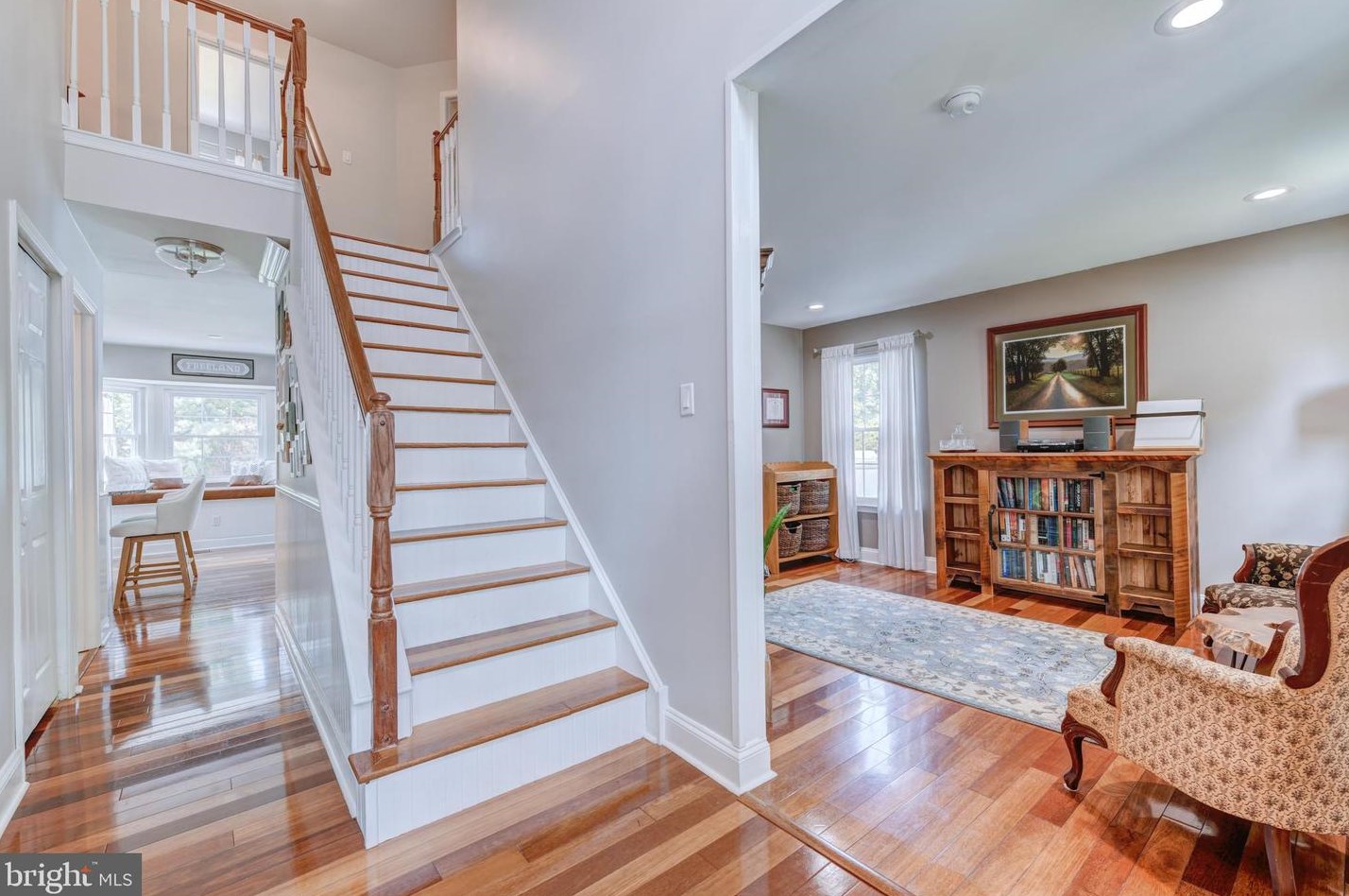 540 Zinn Dr, Southampton, PA 18966