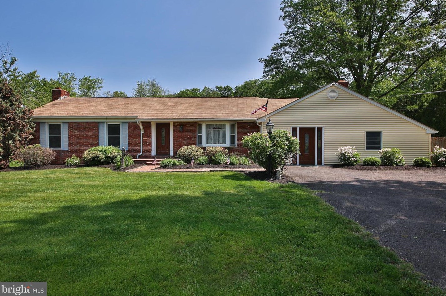 21 Hayhouse Rd, Perkasie PA  18944-3519 exterior