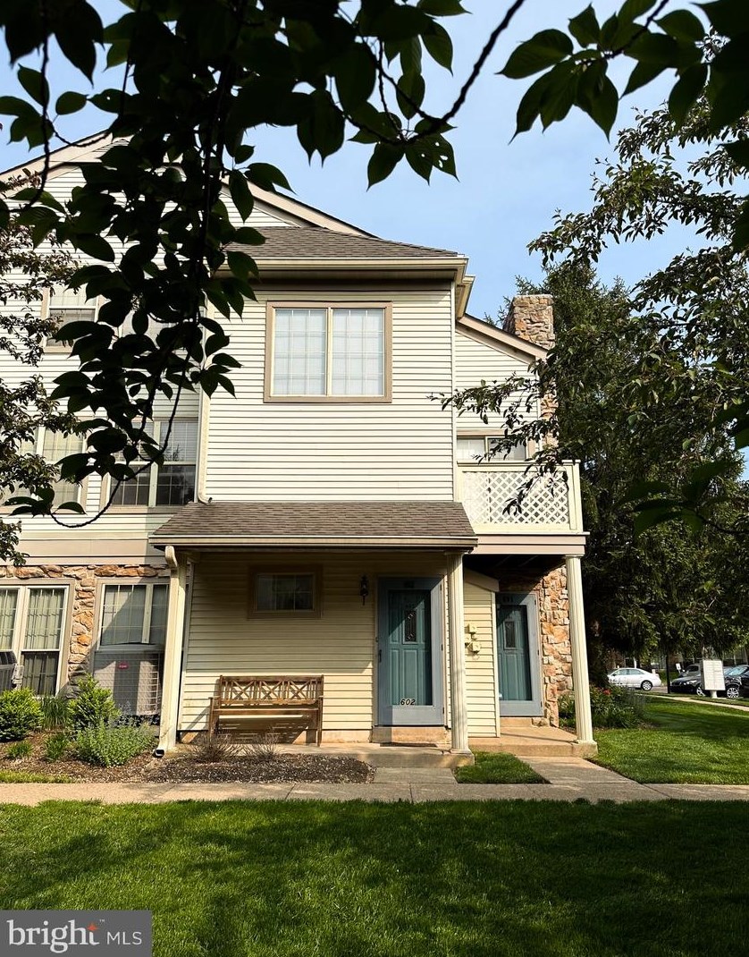 602 Remington Ct, Chalfont, PA 18914