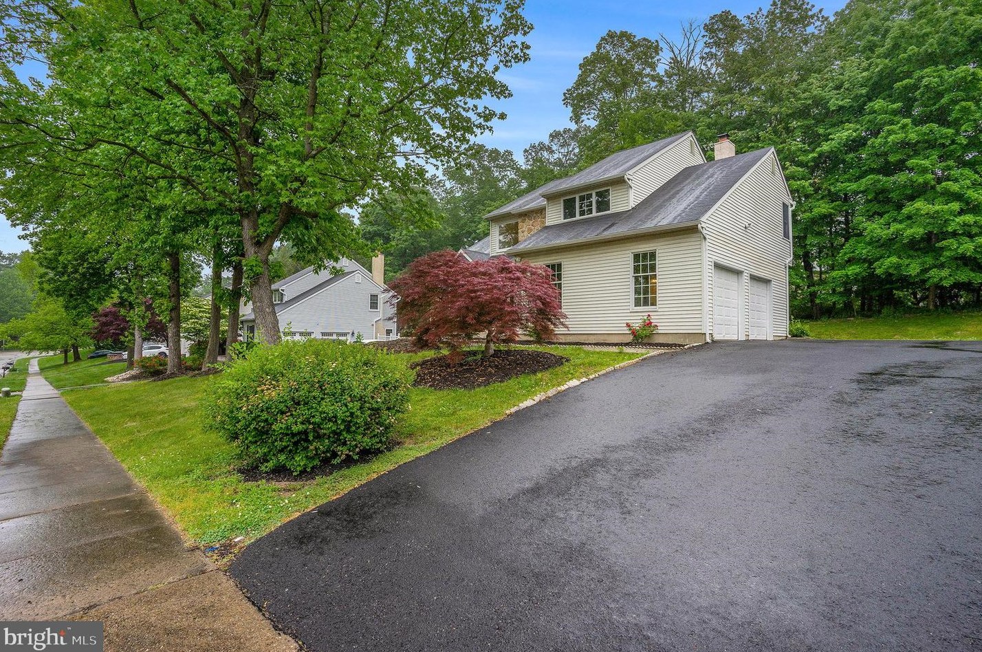 110 Shady Hill Dr, Chalfont, PA 18914-2028